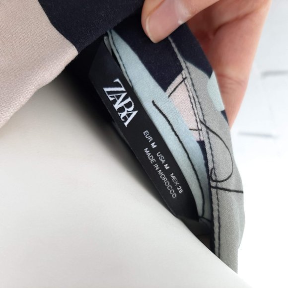 Zara Crop Blouse with Abstract Women Print - Picture 7 of 7